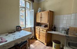 Casa cu 3 camere, 70 mp, zona ultracentrala