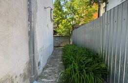 Casa rezidentiala de vanzare, cu 6 camere, 110 mp, zona Parcul Carol