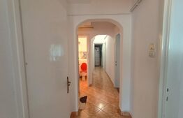 Apartament de vanzare, cu 3 camere, 87 mp, zona Calea Victoriei