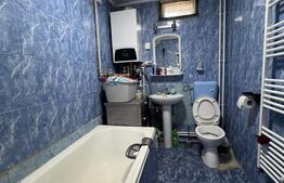 Casa spatioasa cu 4 camere, 103 mp, curte 70 mp, zona 13 Septembrie