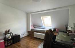 Casa spatioasa cu 4 camere, 103 mp, curte 70 mp, zona 13 Septembrie