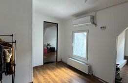 Casa spatioasa cu 4 camere, 103 mp, curte 70 mp, zona 13 Septembrie