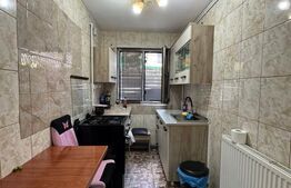 Casa spatioasa cu 4 camere, 103 mp, curte 70 mp, zona 13 Septembrie