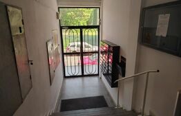 Apartament cu 2 camere, 46 mp+curte interioara de 14 mp, zona centrala