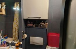 Apartament cu 2 camere, 46 mp+curte interioara de 14 mp, zona centrala