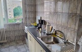 Apartament de vanzare, cu 3 camere, 78 mp, zona Obor 