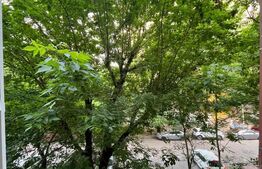 Apartament de vanzare, cu 2 camere, 38 mp, zona Bulevardul Chișinău