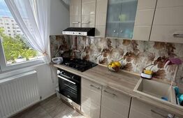 Apartament de vanzare, cu 3 camere, 64 mp, zona Colentina 