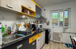 Apartament de vanzare, cu 4 camere, zona Piata Rahova 