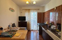 Apartament de vanzare, cu 3 camere Sector 5