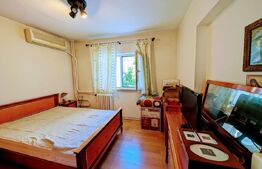 Apartament de vanzare, cu 3 camere, 65 mp, decomandat, Piața Victoriei