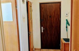 Apartament de vanzare, cu 3 camere, 65 mp, decomandat, Piața Victoriei