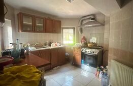 Vila de vanzare, cu 9 camere, 400 mp teren, zona Traian