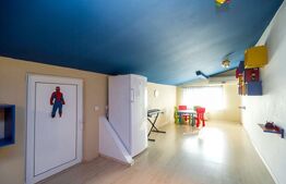 Duplex generos 288 mp, Metrou Apărătorii Patriei