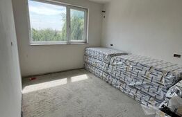 Casa cuplata , 98.7 mp utili, 300mp teren.