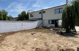 Casa cuplata , 98.7 mp utili, 300mp teren.