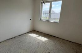 Casa cuplata , 98.7 mp utili, 300mp teren.