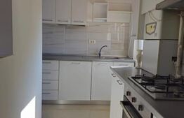 Apartament de vanzare, cu 2 camere, 50 mp, zona Moinesti