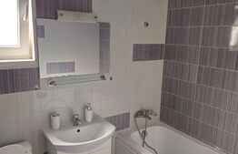 Apartament de vanzare, cu 2 camere, 50 mp, zona Moinesti