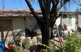 Casa individuala batraneasca demolabila + teren de 280 mp, zona Pallady