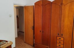 Apartament cu 4 camere decomandat, 90 mp, zona Titulescu