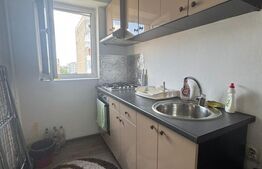 Garsoniera de vanzare, 28 mp, zona Petre Ispirescu - Barca