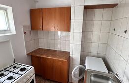 Garsonieră decomandată, 40 mp, Baicului, etaj 4/4, bloc izolat termic, parcare