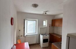 Garsonieră decomandată, 40 mp, Baicului, etaj 4/4, bloc izolat termic, parcare