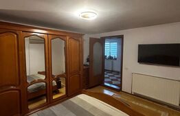 Casa de vanzare, 3 camere, teren 211 mp--Colosseum