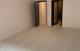 Apartament tip vilă, 4 camere, 3 niveluri, curte proprie 40 mp, intrare separata