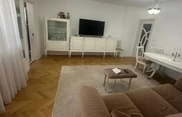 Apartament de vanzare, cu 3 camere, zona Universitate – Ateneul Român