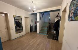 Vilă spațioasă cu mansardă, curte proprie și istoric cultural – Prelungirea Ghen