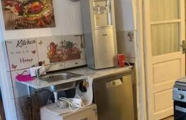 Teren 370 m² cu casă demolabilă, curent, apă, gaz, canalizare, zonă Antiaeriană