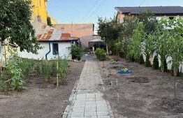 Teren 370 m² cu casă demolabilă, curent, apă, gaz, canalizare, zonă Antiaeriană