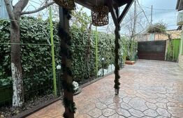 Casa 6 Camere Cu Teren 180Mp - Rahova