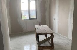 Ocazie! Duplex în Vidra, aproape de București, teren generos și utilități!