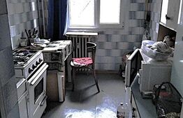 Apartament 3 camere, 62 mp + balcon închis, etaj 3/4 – zona Piața Rahova