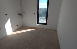 Apartament cu 3 camere, tip penthouse, 63 mp, zona Rond Gherghiței