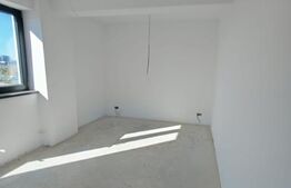 Apartament cu 3 camere, tip penthouse, 63 mp, zona Rond Gherghiței