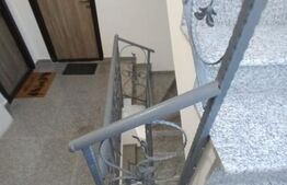 Apartament cu 3 camere, tip penthouse, 63 mp, zona Rond Gherghiței