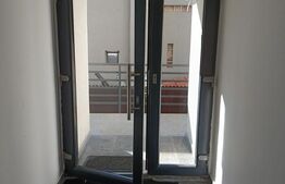 Apartament cu 3 camere, tip penthouse, 63 mp, zona Rond Gherghiței