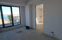 Apartament cu 3 camere, tip penthouse, 63 mp, zona Rond Gherghiței