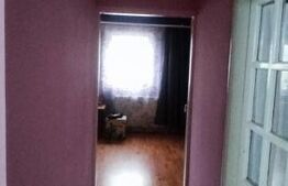 Casă modernă cu terasă și curte amenajată, centru Berceni