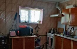 Casă modernă cu terasă și curte amenajată, centru Berceni