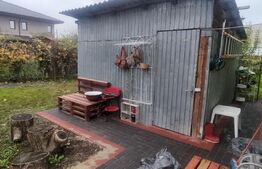 Casă modernă cu terasă și curte amenajată, centru Berceni