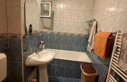Apartament cu 3 camere, 70 mp, etaj 5