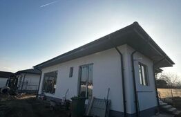 Casă modernă pe parter, Corbeanca – 3 camere, 400 mp curte ,langa lac