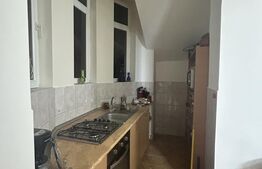 Apartament de vanzare 3 camere | Piata victoriei 