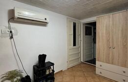 Casa cu 3 camere, cu teren, Rahova