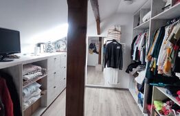 Casa modernă, 3 dormitoare, 164 mp, zonă liniștită din comuna 1 Decembrie